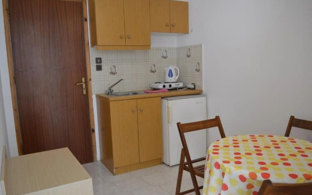 Argiro Studios And Apartments