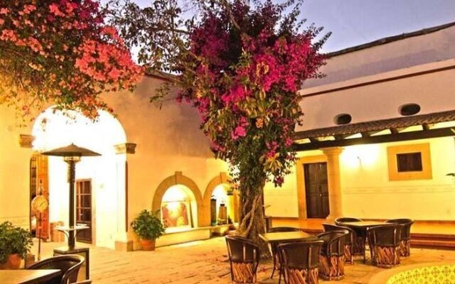 Hotel Villa del Villar