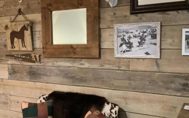 Oak ridge cabin