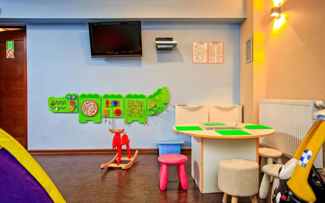 Centrum Szkoleniowo Rekreacyjne Hotel Karolinka