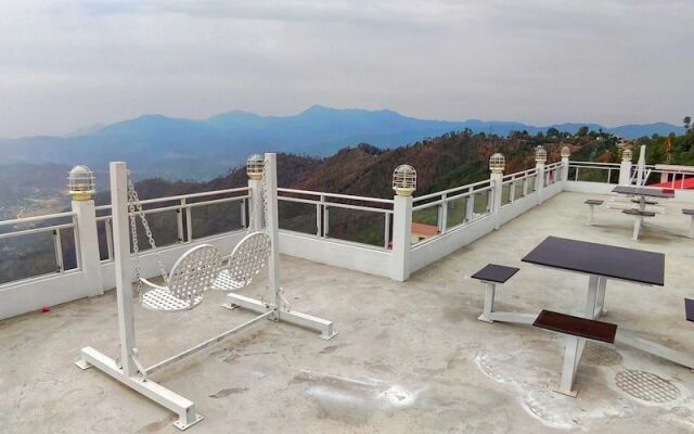 Summit Stonewood Hotel