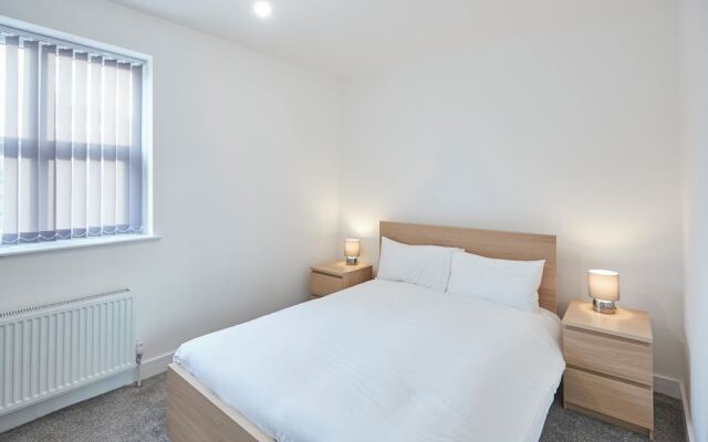 Host   Stay   Apartment 2  Loftus