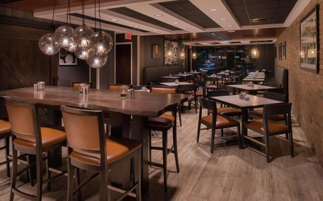 DoubleTree by Hilton Raleigh Crabtree Valley