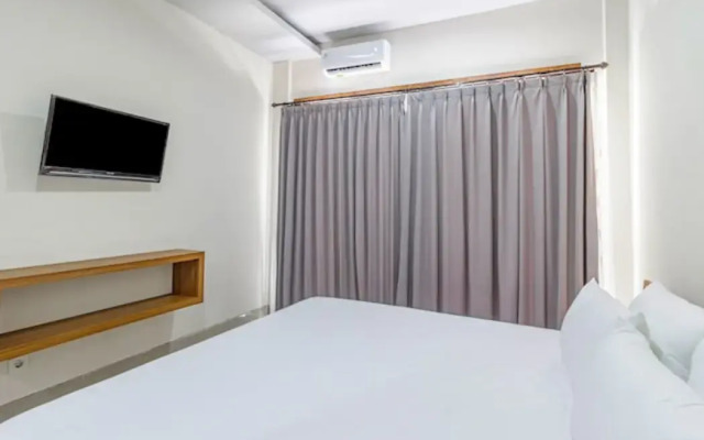 Collection O Near Seminyak Beach Formerly The Kumpi Hotel