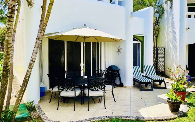 Gorgeous 8 People Villa With Pool Playacar Phase 2