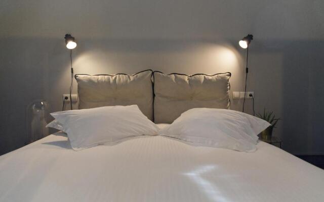 Soho Apartments