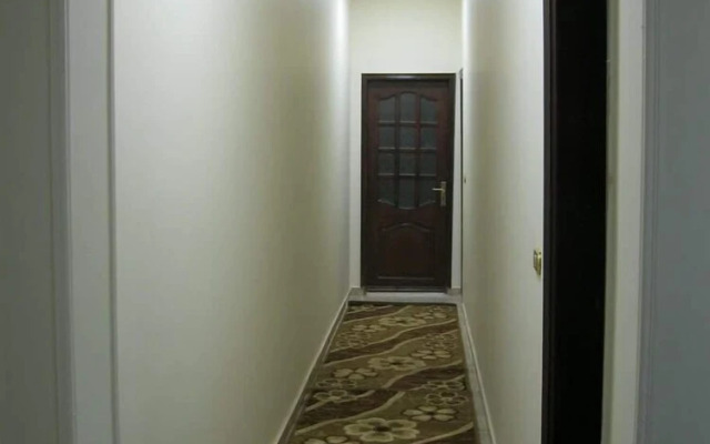 Three Bedroom Apartment With Pyramids View