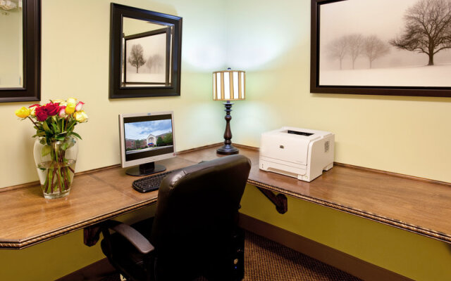 Hawthorn Suites by Wyndham Chicago Schaumburg