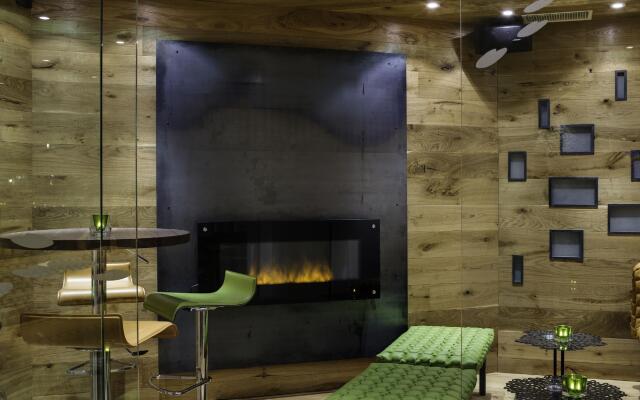 PLATZHIRSCH ZÜRICH - Downtown Boutique Hotel & Sushi Lounge