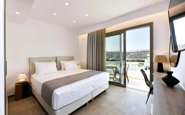Anais Milos Suites