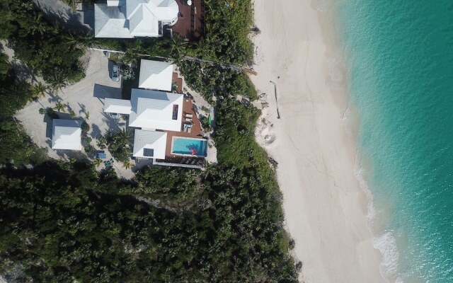 Sandy Hill Beach House 6 Bedroom Home