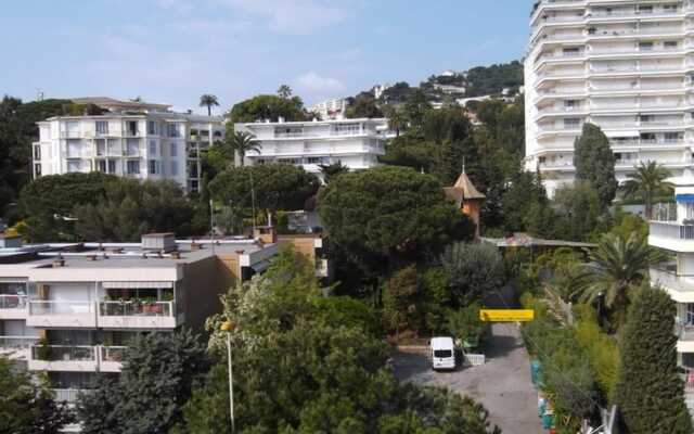 Welcome to Cannes - Fénelon