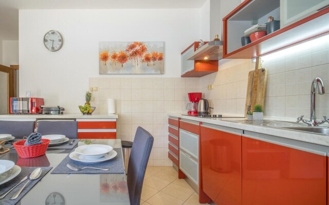 Amazing Home in Kastel Stafilic With Wifi and 3 Bedrooms