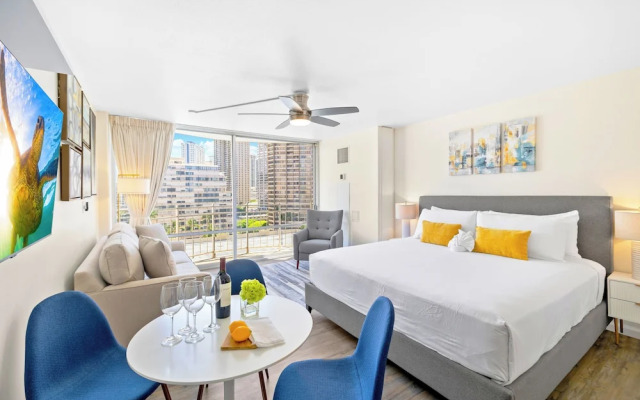 Ilikai Marina Studios by Midway Vacations