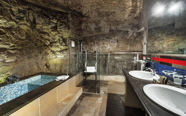 Locanda Don Serafino Historical Boutique Hotel