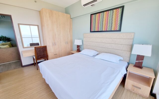 La Mirada Residences