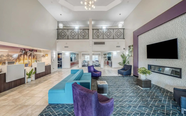 La Quinta Inn & Suites by Wyndham PCB Pier Park area