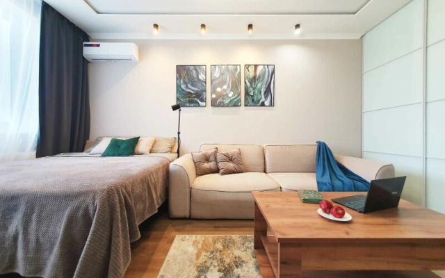 UT Адоратского 1Б