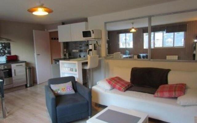 Appartement Cauterets, 1 pièce, 4 personnes - FR-1-401-45