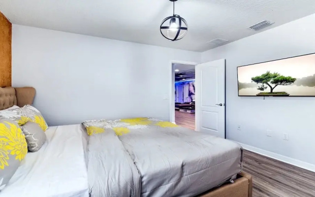 Family-friendly Oasis With Game Room & Pool