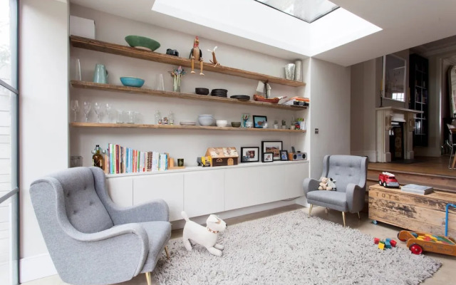 Ardilaun Road by Onefinestay