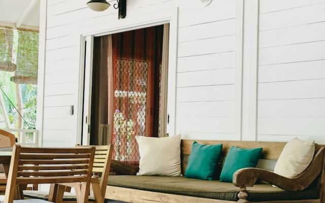 Villa Matahari Terbenam