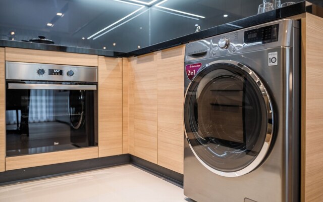 Destiny63 Ekamai Apartment