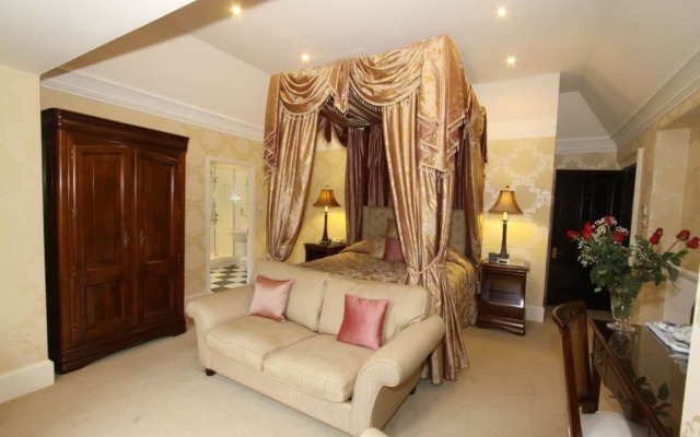 The Mansion House Hotel