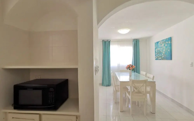 Los Corales Tropical Beach Resort & SPA