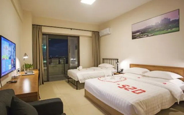 Haikou Guanlan Lake Huayi FengXiaogang film community filmmaker Hotel