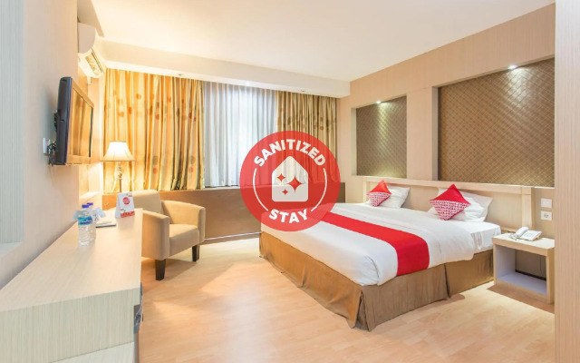 OYO 663 Hotel Sejati