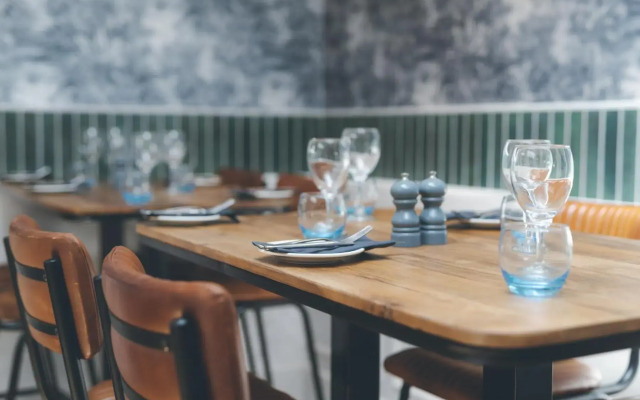 Somerset House Hotel & Restaurant