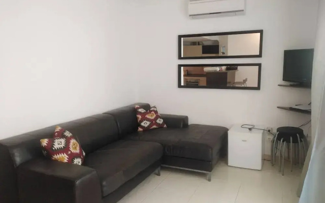 2 Bed Gf Apt Near Puerto Banus