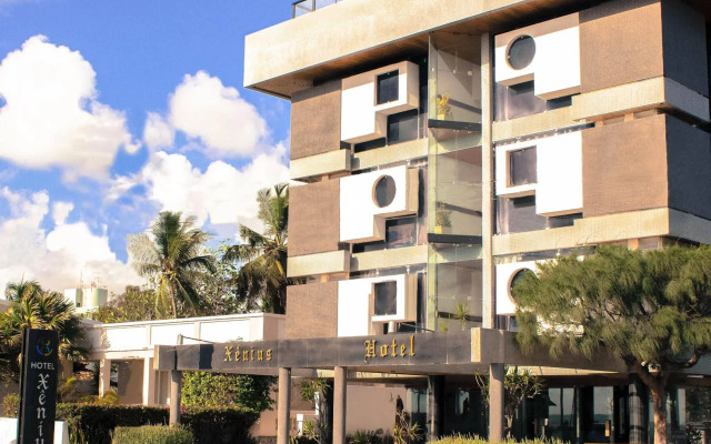 Xenius Hotel