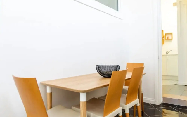 Cozy Brunswick East Home