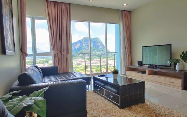 Suites at The Haven Lakeside by Plush