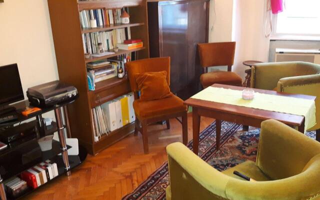 Alkotas House - Apartments