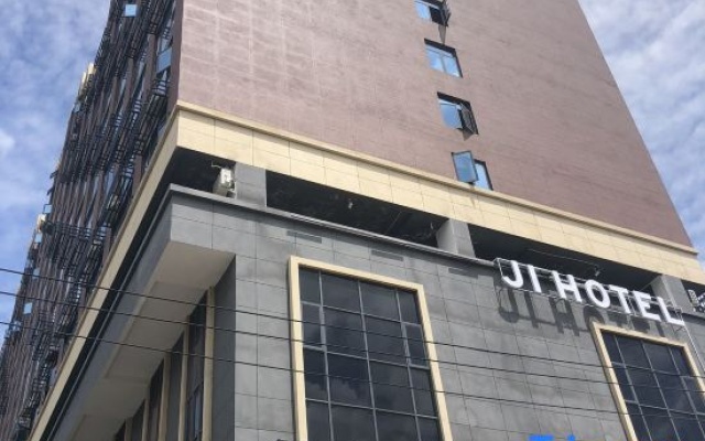 Ji Hotel
