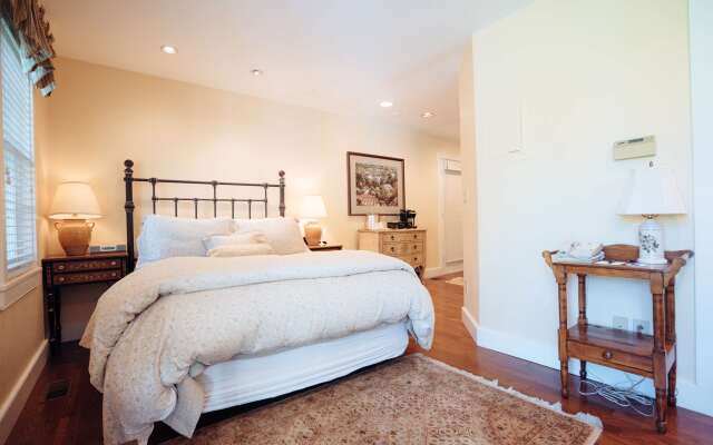 The Reluctant Panther Inn and Restaurant