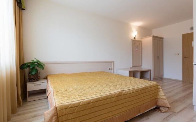 Studio with Pool View