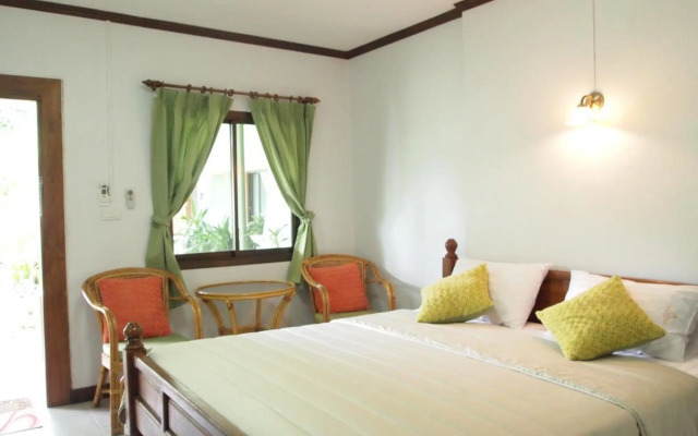 Baan Sala Lung Dam Resort