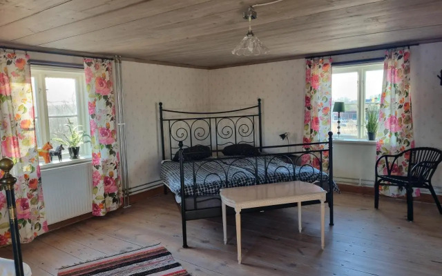 Skölvs Gård