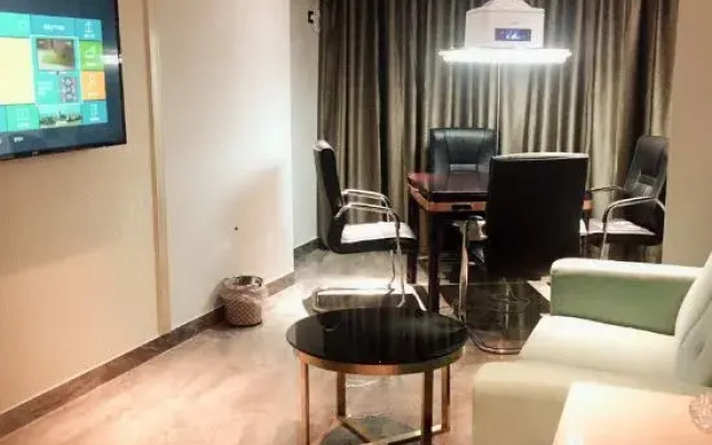 Vike Elegant Hotel (Dongguan Qishi Zhenhua Road)