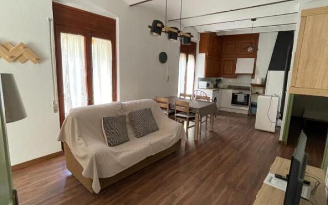 Apartament Casa Vermella