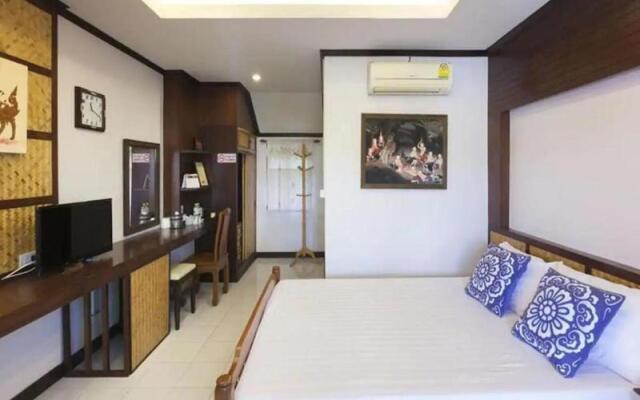 Little Home Guesthouse by ZUZU