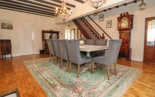 Orme Villa