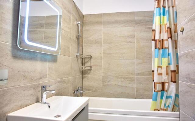 Apartament Hampton 1 by Alezzi