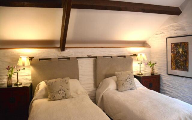 Kerswell Farmhouse