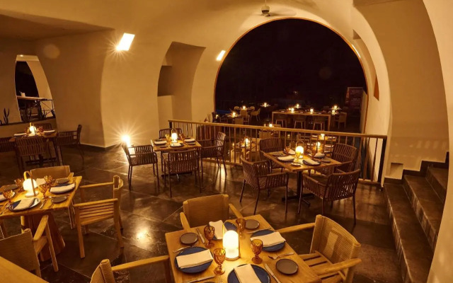 Camino Real Zaashila Huatulco