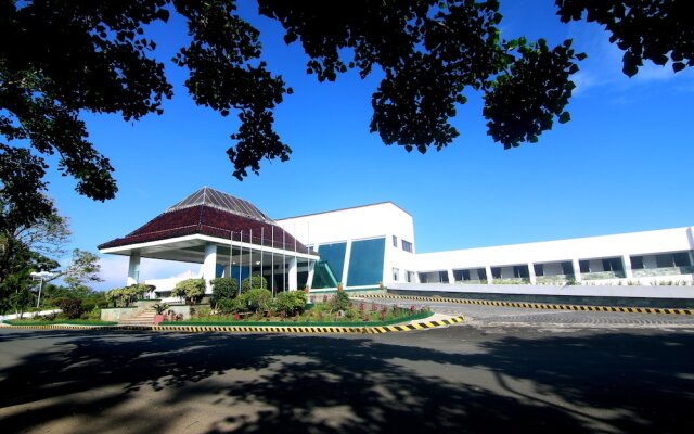 KC Hillcrest Hotel and Golf Club